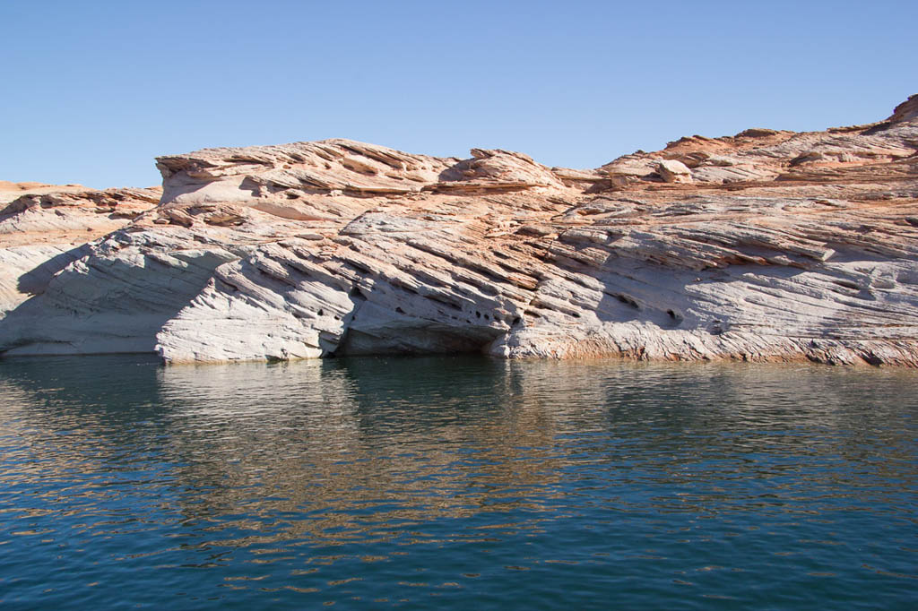 Views from Lake Powell tour boat