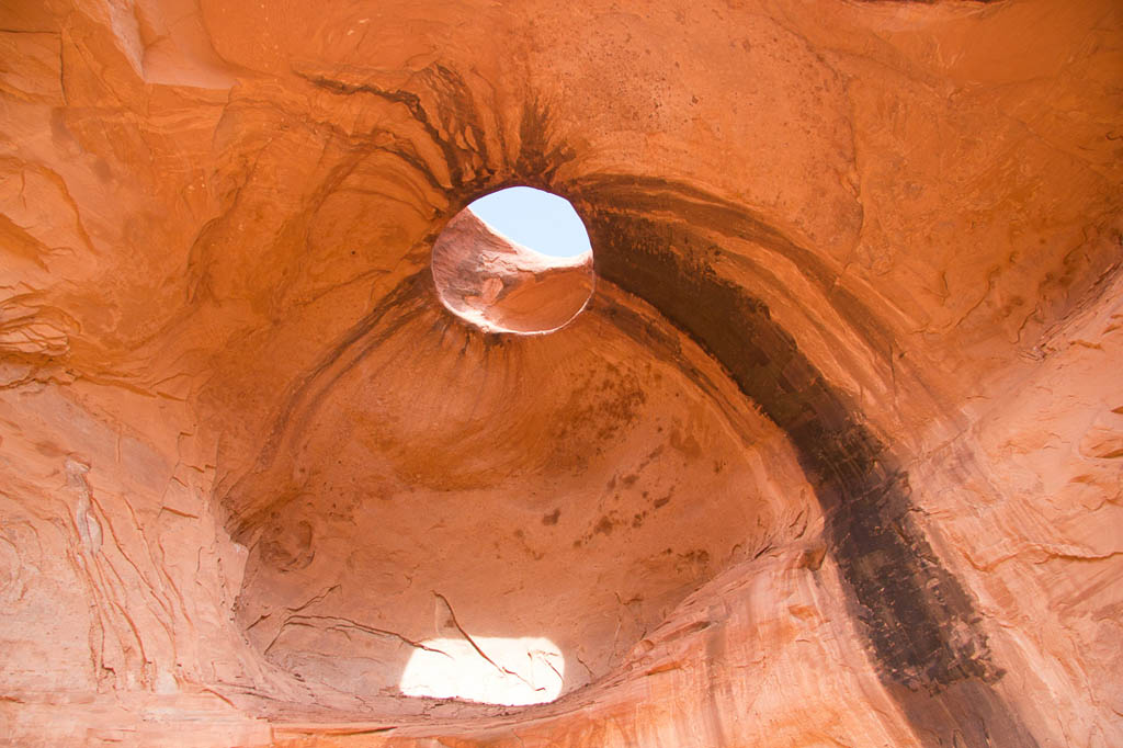 Circle roof formation in Monument Valley