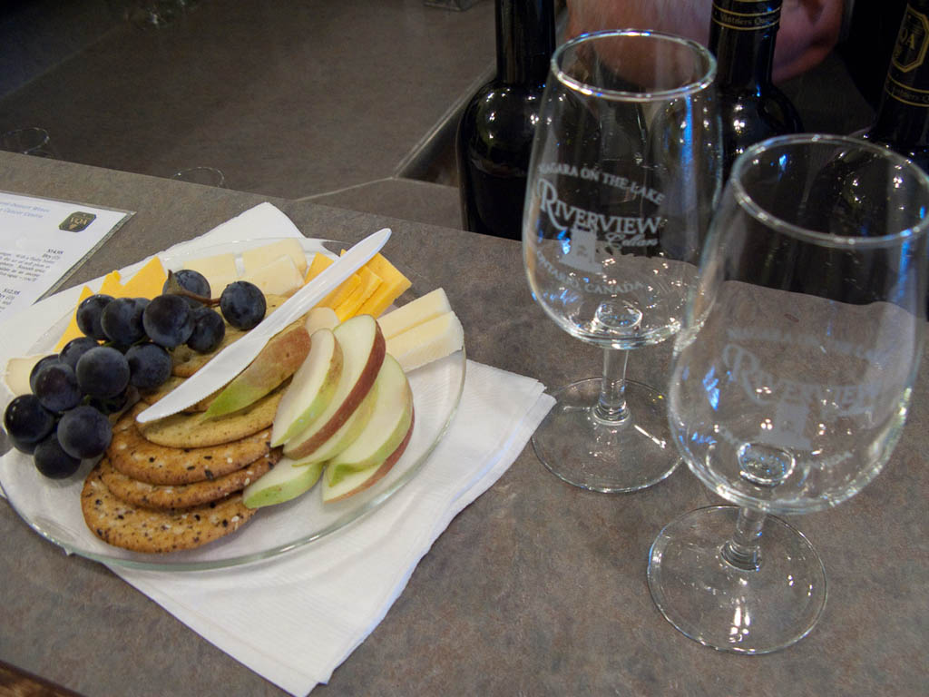 Wine and cheese tasting near Niagara Falls