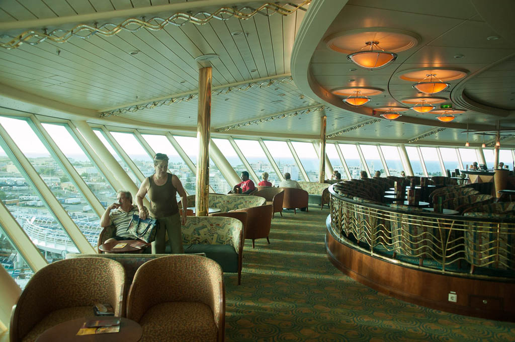 Lounges on Adventure of the Seas