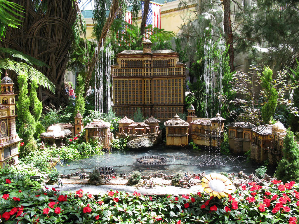 Miniature display of the Bellagio in the Conservatory