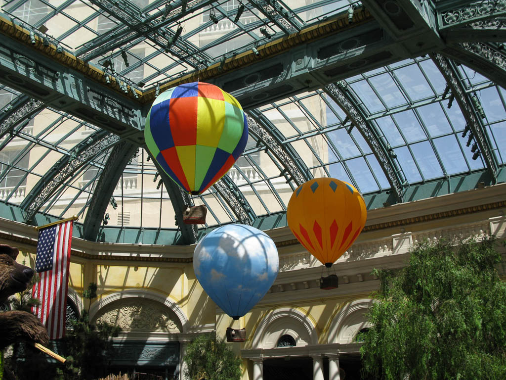 Conservatory at the Bellagio (Summertime)