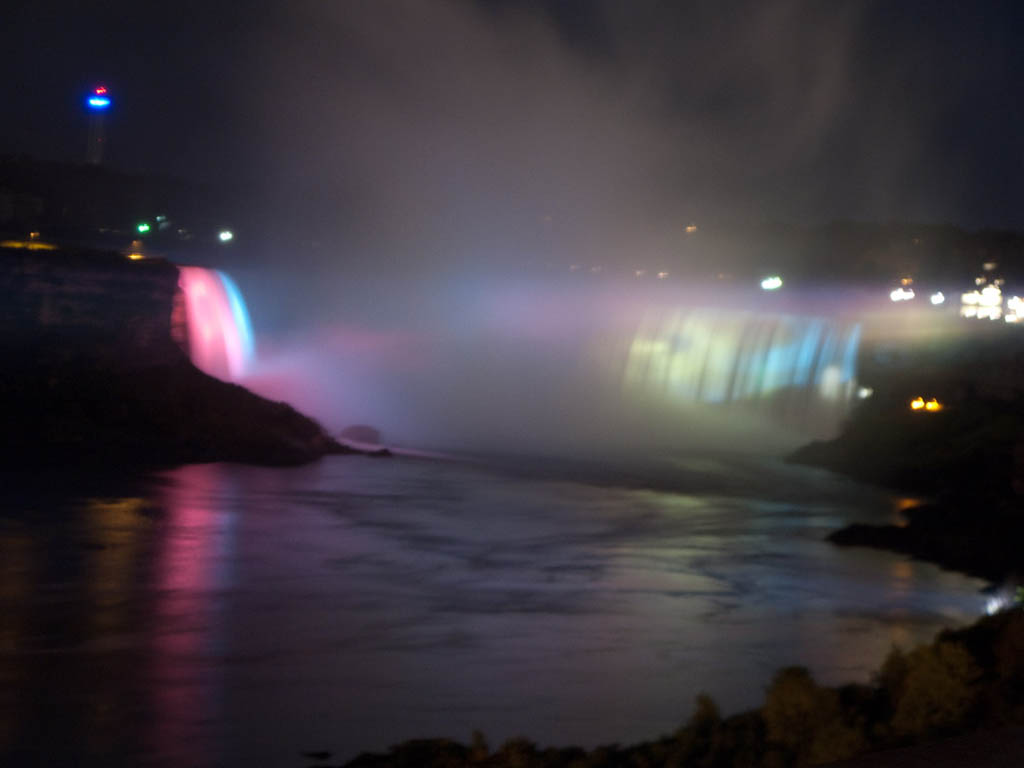 View of Horseshoe Falls, Niagara Falls, at night