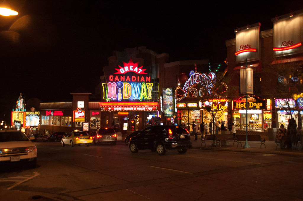 Clifton Hill area at night at Niagara Falls