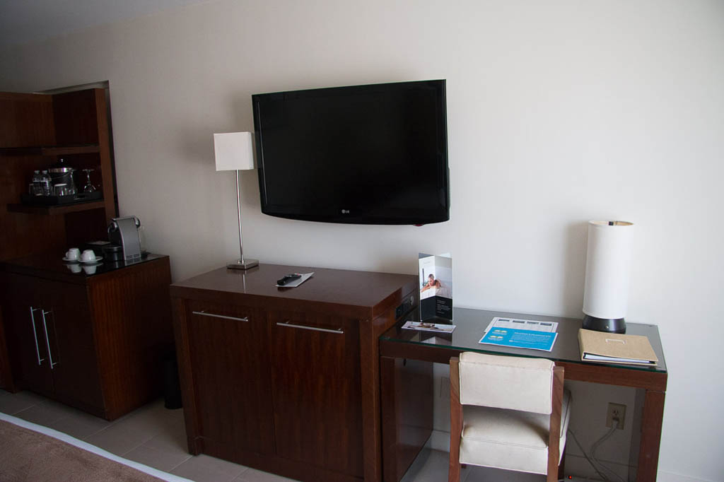 TV and desk in Standard Room at Casa Marina