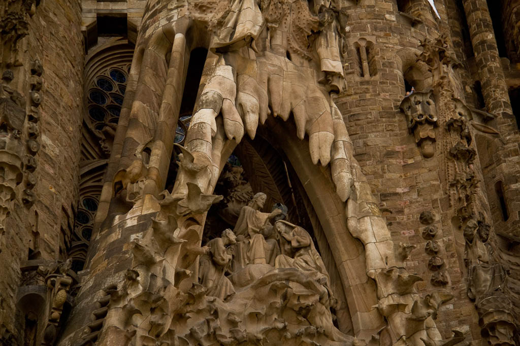 Details on Sagrada Familia cathedral