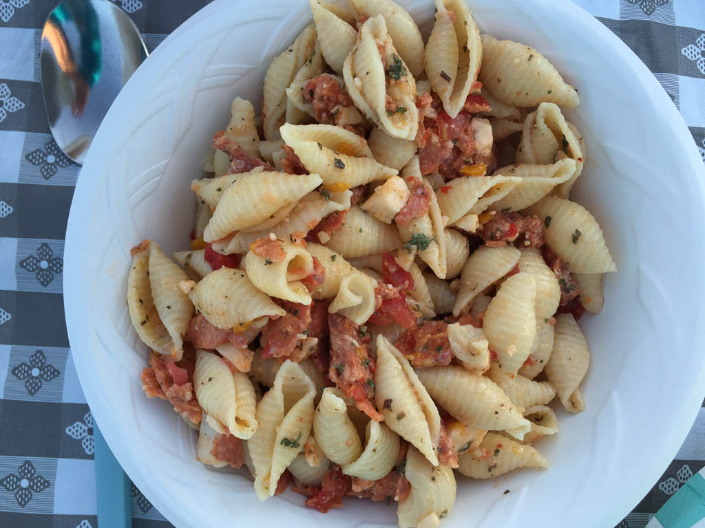 Pasta salad for camping