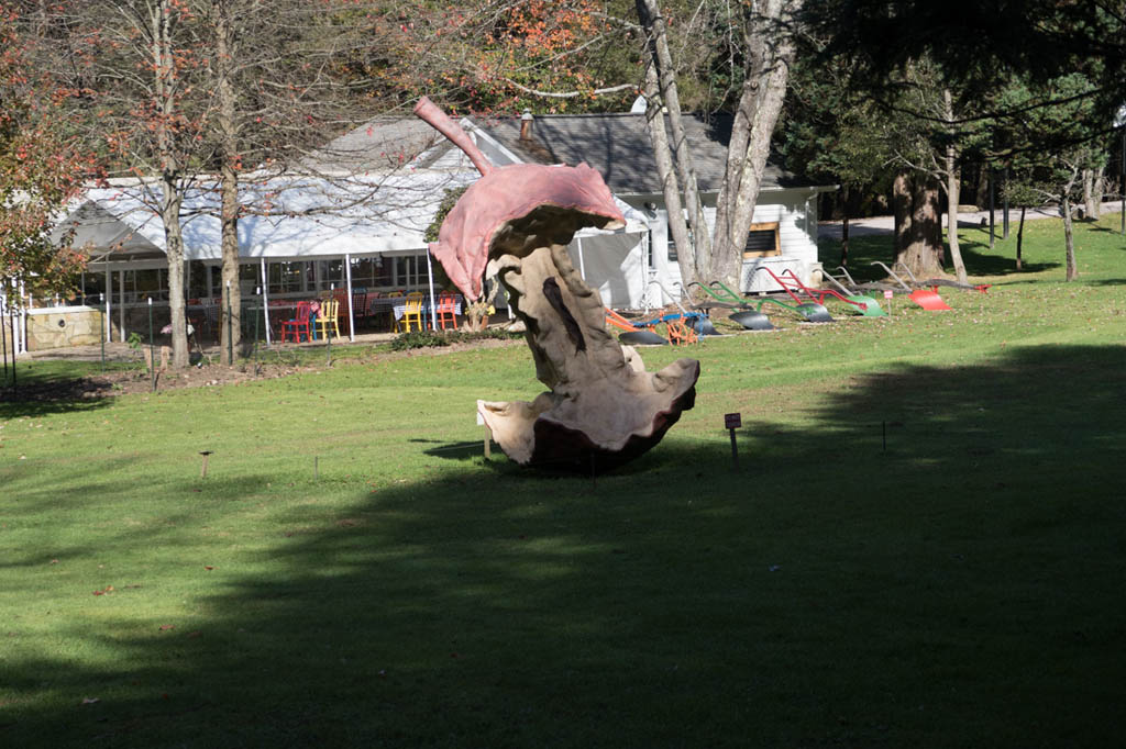 Art at Kentuck Knob grounds