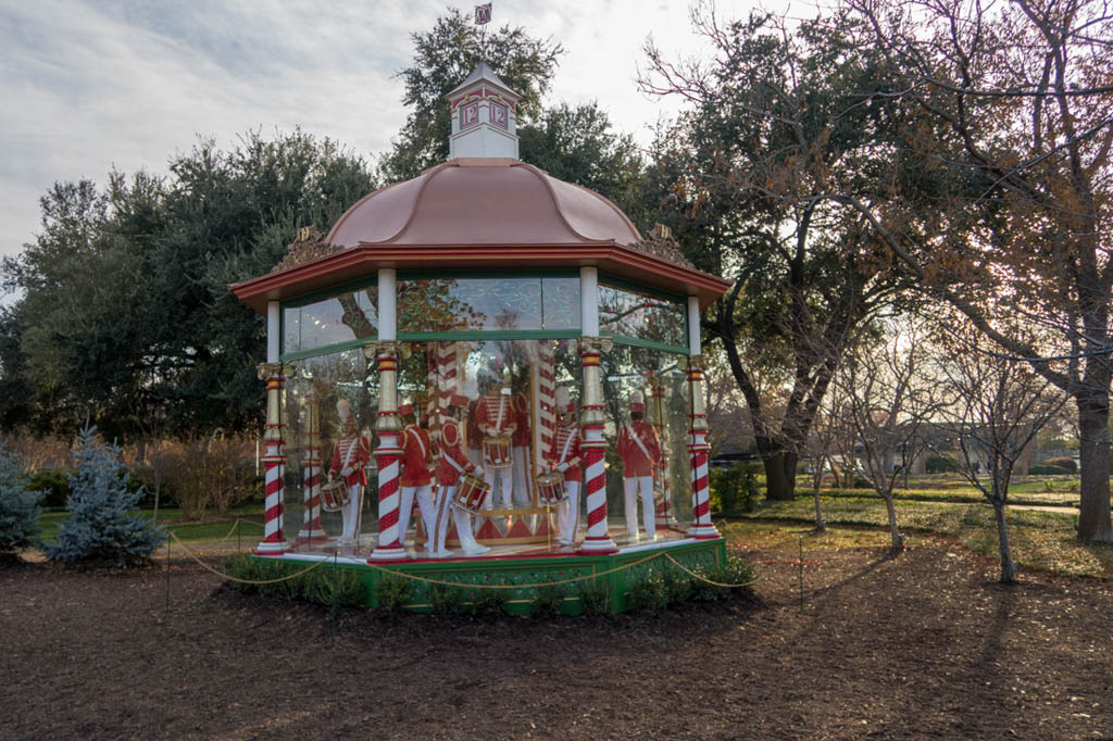 12 Days of Christmas Display | Dallas Arboretum and Botanical Gardens