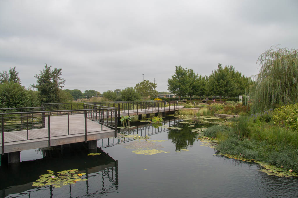 Outdoor areas at the Des Moines Botanical Gardens