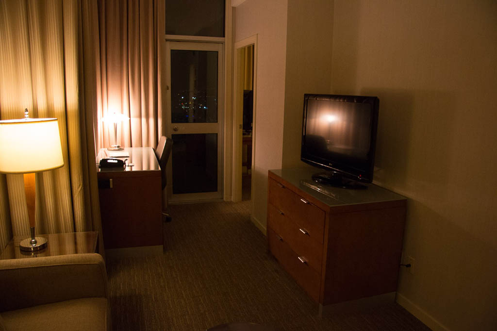 Living room in Deluxe Corner Suite at Westin Grand Vancouver