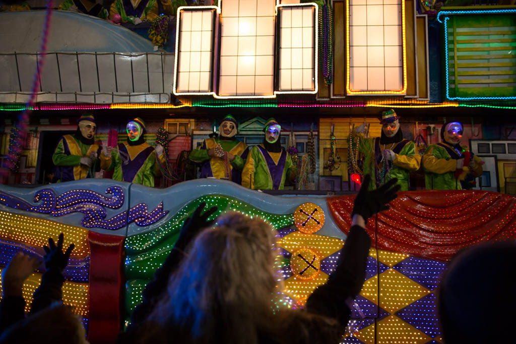Catching throws at the Krewe of Endymion