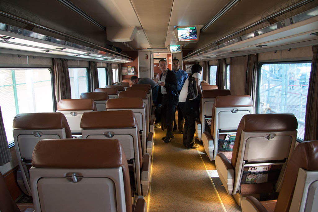 Amtrak Cascades Line Business Class configuration