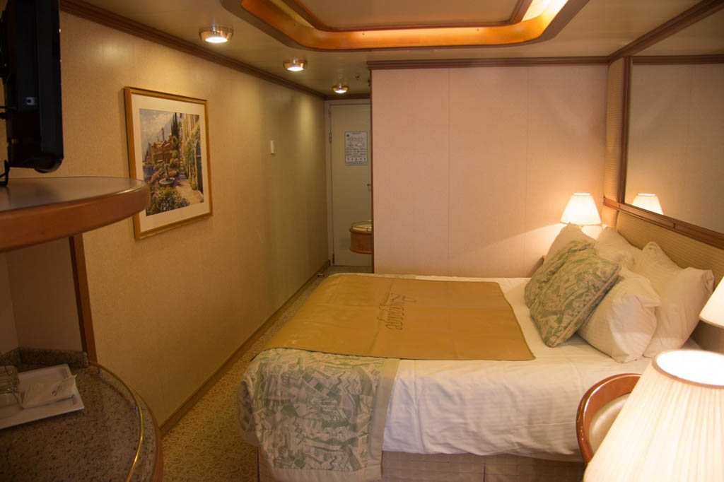 Mini Suite onboard the Princess Ruby | Cabin review
