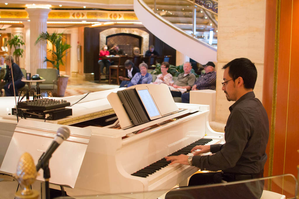 Atrium on the Ruby Princess