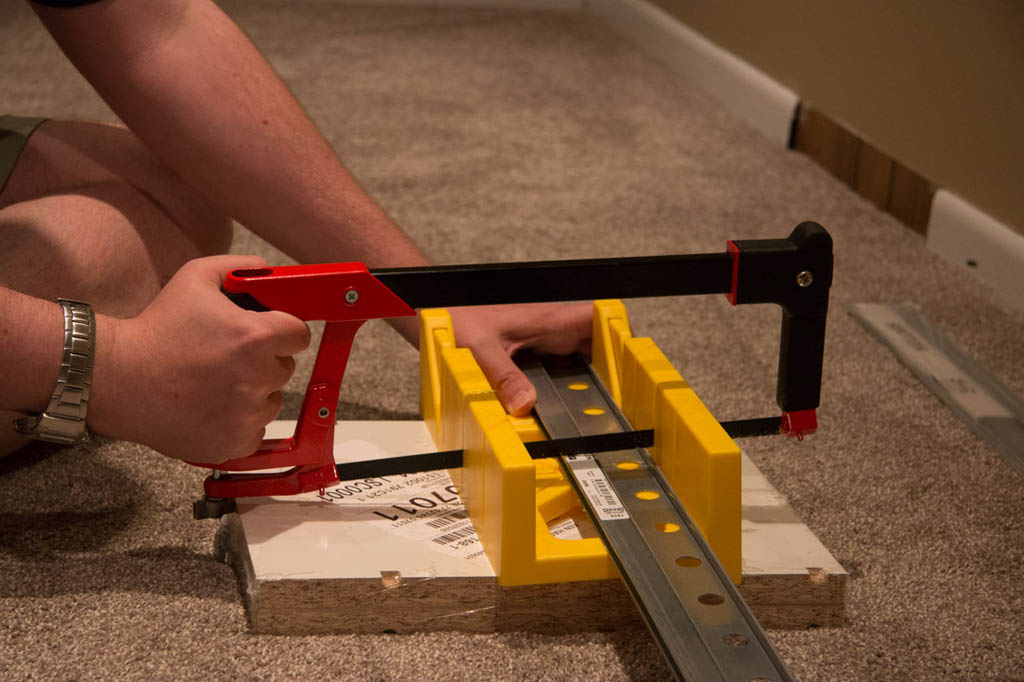 Cutting hanging bar for Ikea cabinets