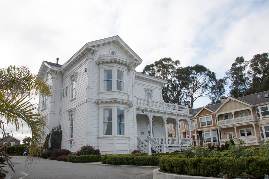 Exterior of West Cliff Inn