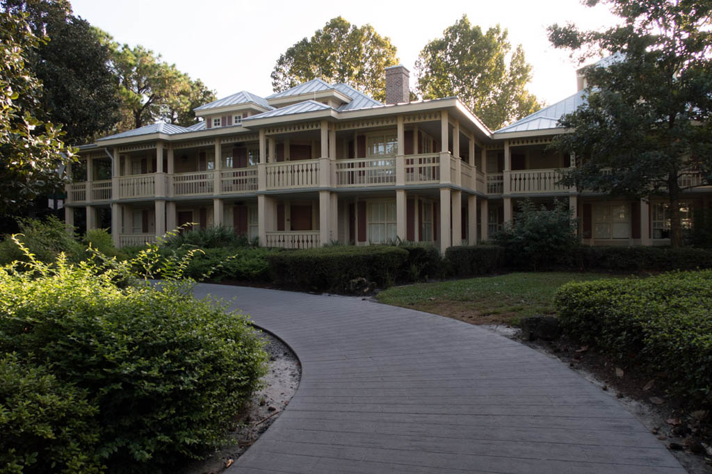 Exterior of rooms at Port Orleans Riverside