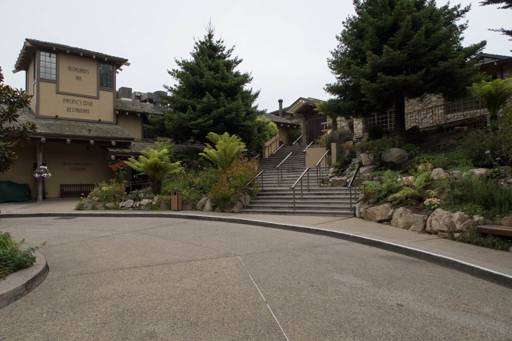 Check-in and reception exterior at Hyatt Carmel Highlands