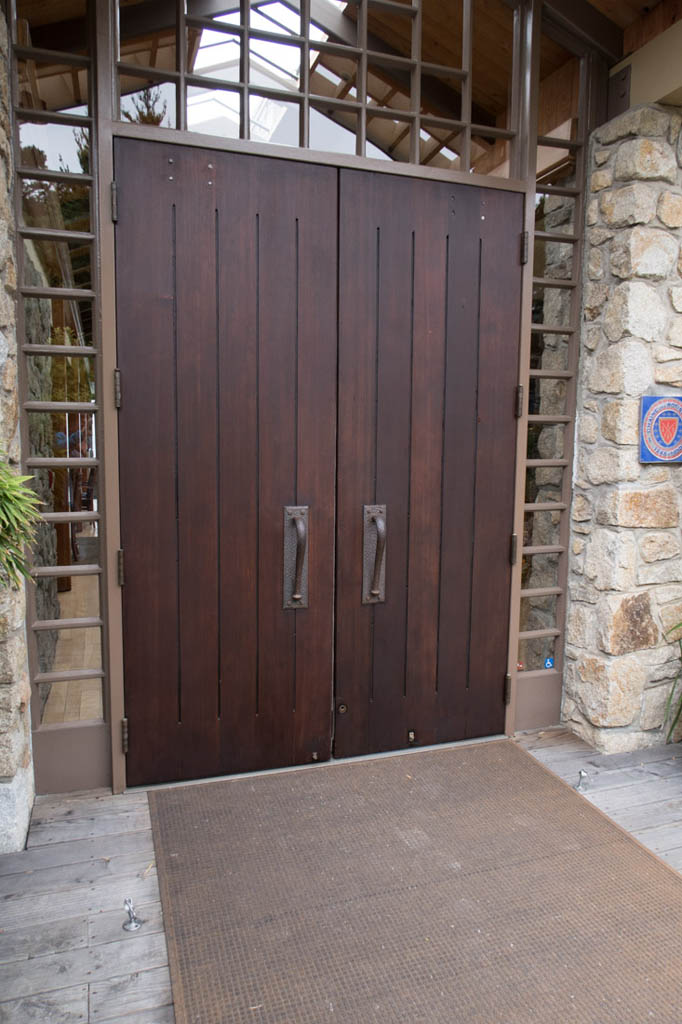 Check-in and reception exterior at Hyatt Carmel Highlands