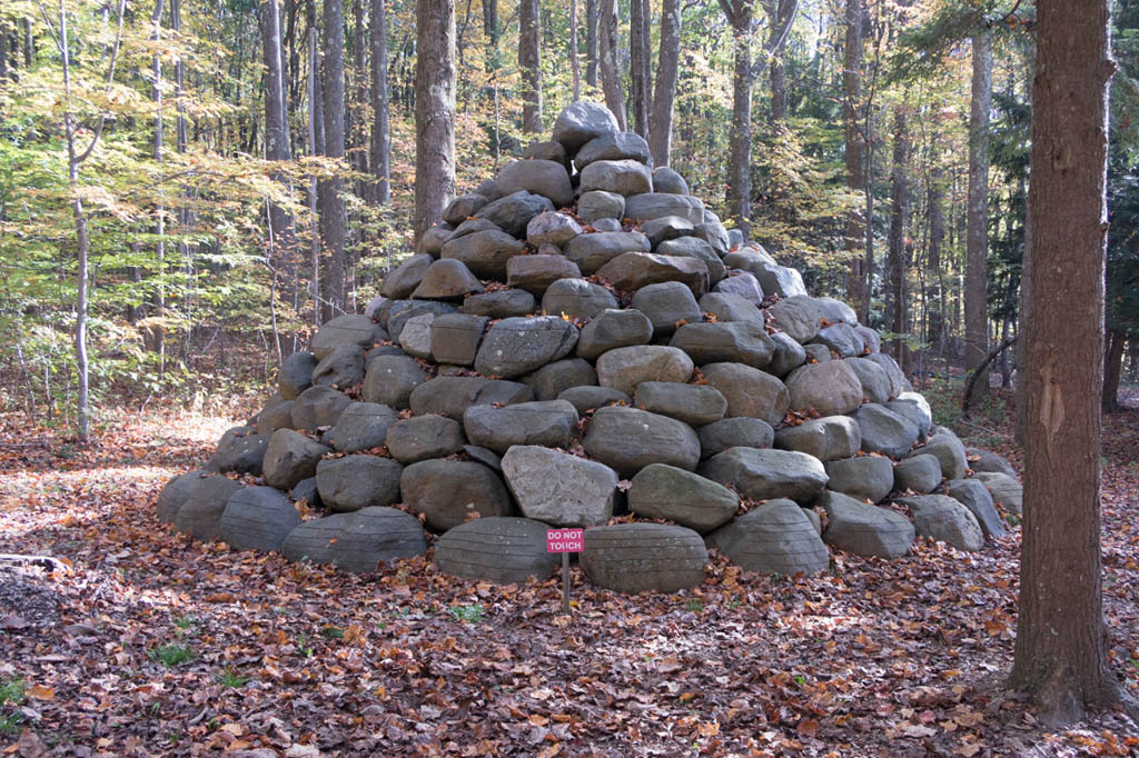 Art at Kentuck Knob grounds