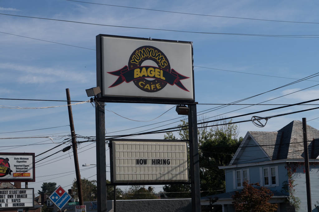 Exterior of Yum Yum Bagel Cafe