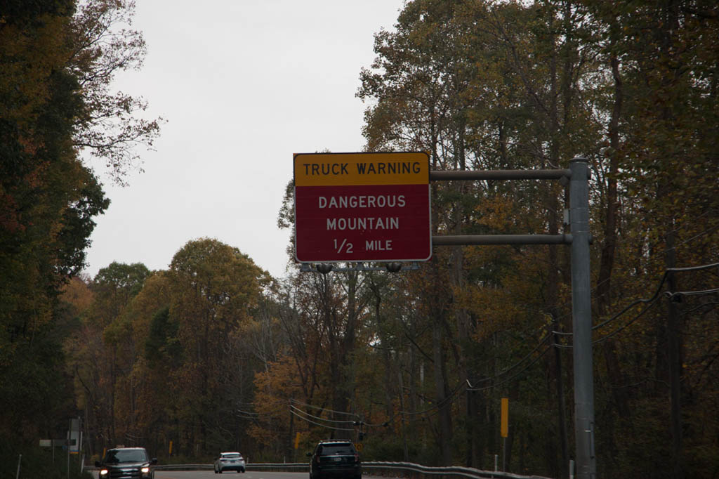 Dangerous Mountain sign in Laurel Highlands