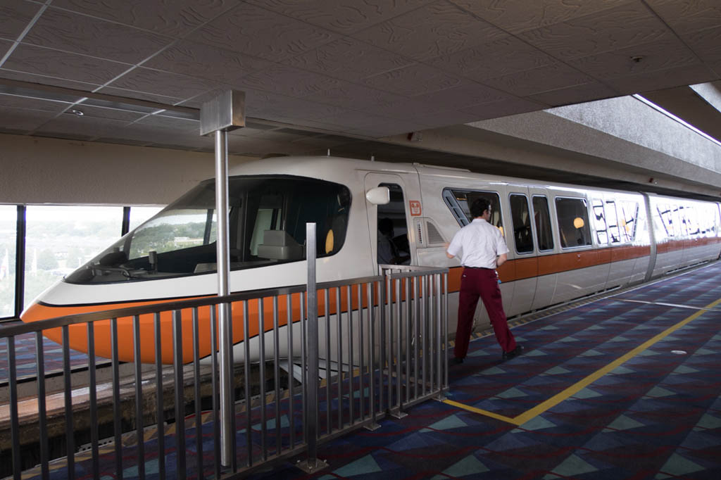 Disney Monorail Exterior