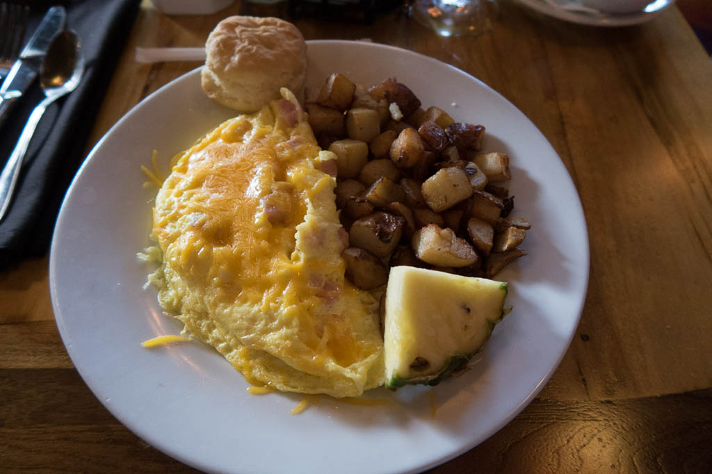 Omelet at Kona Cafe