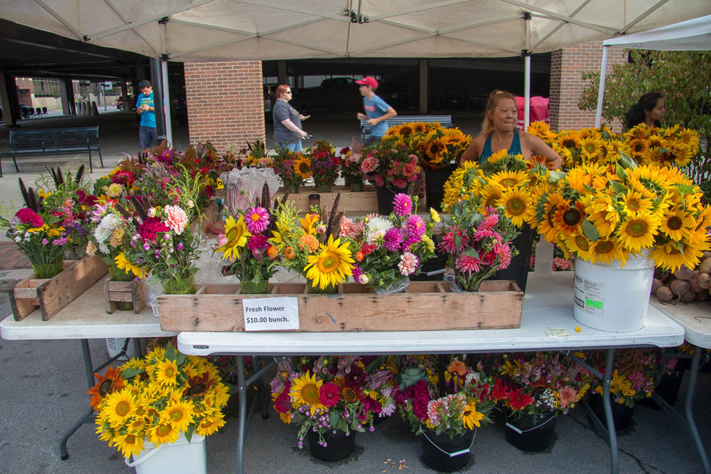 Flowers at Des Moines Farmers Market