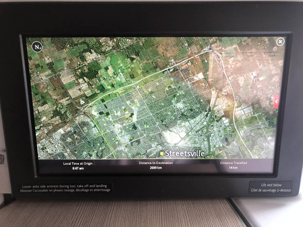 Air Show Display Options on TV Screen